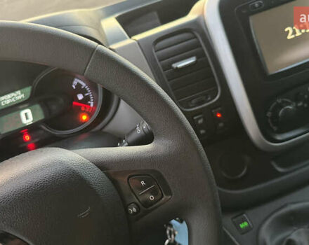 Белый Рено Трафик, объемом двигателя 1.6 л и пробегом 307 тыс. км за 16800 $, фото 33 на Automoto.ua