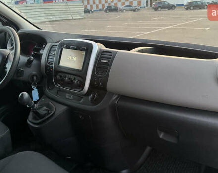 Белый Рено Трафик, объемом двигателя 1.6 л и пробегом 307 тыс. км за 16800 $, фото 25 на Automoto.ua