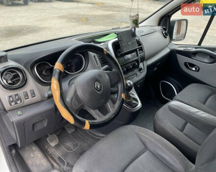 Білий Рено Трафік, об'ємом двигуна 1.6 л та пробігом 400 тис. км за 15500 $, фото 12 на Automoto.ua