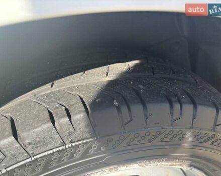 Белый Рено Трафик, объемом двигателя 1.6 л и пробегом 215 тыс. км за 19800 $, фото 17 на Automoto.ua