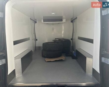 Белый Рено Трафик, объемом двигателя 1.6 л и пробегом 215 тыс. км за 19800 $, фото 7 на Automoto.ua