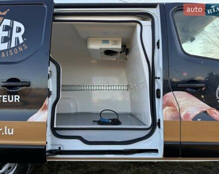 Белый Рено Трафик, объемом двигателя 1.6 л и пробегом 219 тыс. км за 19700 $, фото 19 на Automoto.ua