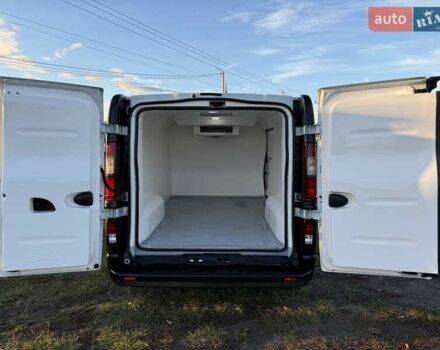 Білий Рено Трафік, об'ємом двигуна 1.6 л та пробігом 150 тис. км за 19999 $, фото 17 на Automoto.ua