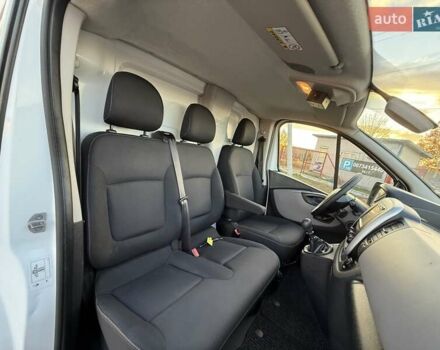 Білий Рено Трафік, об'ємом двигуна 1.6 л та пробігом 150 тис. км за 19999 $, фото 25 на Automoto.ua