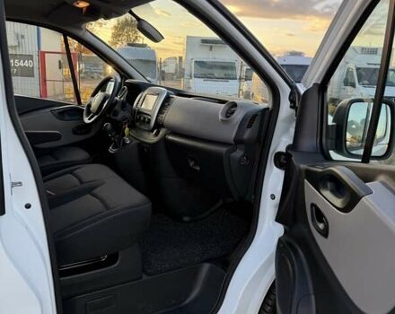 Білий Рено Трафік, об'ємом двигуна 1.6 л та пробігом 150 тис. км за 19999 $, фото 26 на Automoto.ua