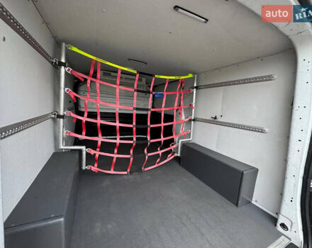 Белый Рено Трафик, объемом двигателя 2 л и пробегом 185 тыс. км за 17999 $, фото 44 на Automoto.ua