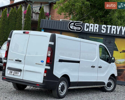 Белый Рено Трафик, объемом двигателя 2 л и пробегом 185 тыс. км за 17999 $, фото 28 на Automoto.ua