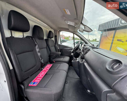 Белый Рено Трафик, объемом двигателя 2 л и пробегом 185 тыс. км за 17999 $, фото 34 на Automoto.ua