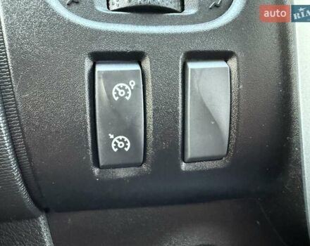 Белый Рено Трафик, объемом двигателя 2 л и пробегом 170 тыс. км за 21650 $, фото 36 на Automoto.ua