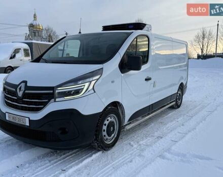 Белый Рено Трафик, объемом двигателя 2 л и пробегом 170 тыс. км за 21650 $, фото 2 на Automoto.ua