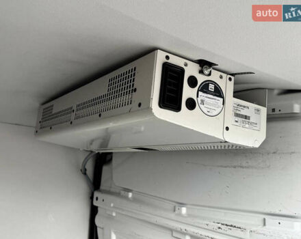 Белый Рено Трафик, объемом двигателя 2 л и пробегом 185 тыс. км за 17999 $, фото 41 на Automoto.ua