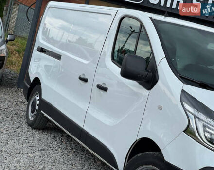 Белый Рено Трафик, объемом двигателя 2 л и пробегом 185 тыс. км за 17999 $, фото 6 на Automoto.ua