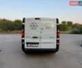 Білий Рено Трафік, об'ємом двигуна 2 л та пробігом 175 тис. км за 26900 $, фото 5 на Automoto.ua