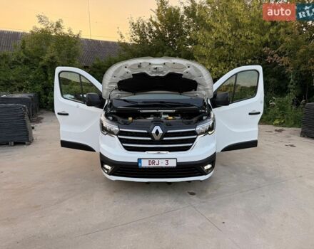 Білий Рено Трафік, об'ємом двигуна 2 л та пробігом 175 тис. км за 26900 $, фото 10 на Automoto.ua