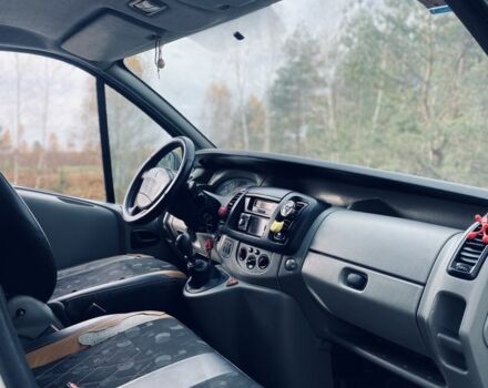 Белый Рено Трафик, объемом двигателя 1.9 л и пробегом 350 тыс. км за 7500 $, фото 4 на Automoto.ua