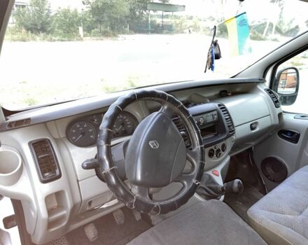 Белый Рено Трафик, объемом двигателя 1.9 л и пробегом 344 тыс. км за 5600 $, фото 5 на Automoto.ua