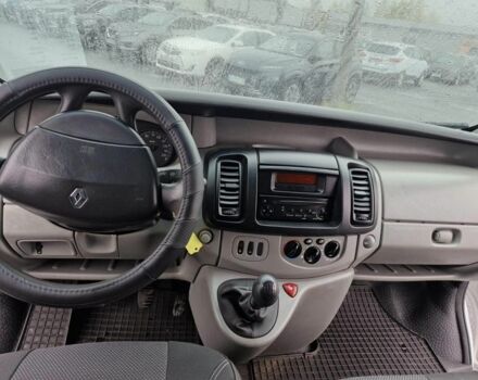 Белый Рено Трафик, объемом двигателя 2 л и пробегом 330 тыс. км за 7800 $, фото 11 на Automoto.ua