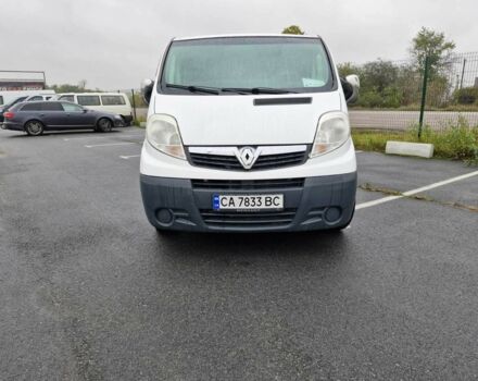 Белый Рено Трафик, объемом двигателя 2 л и пробегом 330 тыс. км за 7800 $, фото 3 на Automoto.ua