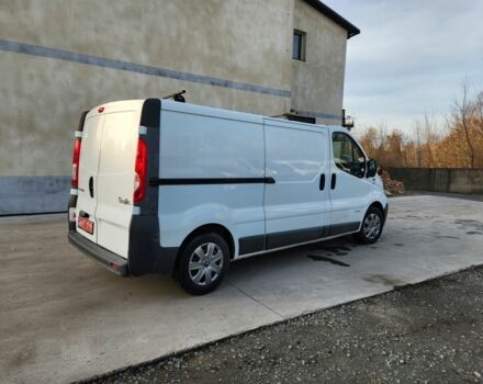 Белый Рено Трафик, объемом двигателя 2 л и пробегом 232 тыс. км за 12500 $, фото 3 на Automoto.ua