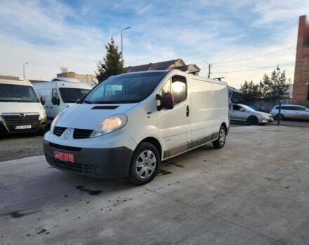 Белый Рено Трафик, объемом двигателя 2 л и пробегом 232 тыс. км за 12500 $, фото 1 на Automoto.ua