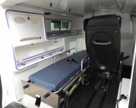 Белый Рено Трафик, объемом двигателя 1.6 л и пробегом 250 тыс. км за 16779 $, фото 7 на Automoto.ua