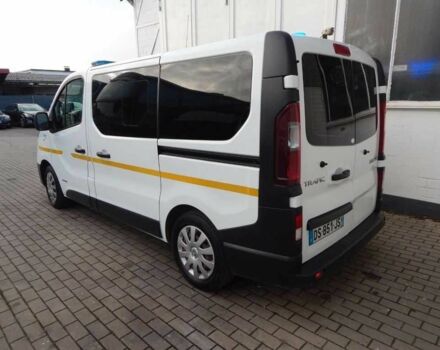 Белый Рено Трафик, объемом двигателя 1.6 л и пробегом 250 тыс. км за 16779 $, фото 2 на Automoto.ua