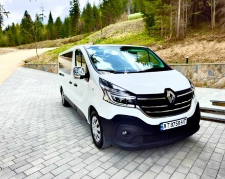 Белый Рено Трафик, объемом двигателя 2 л и пробегом 127 тыс. км за 26000 $, фото 1 на Automoto.ua