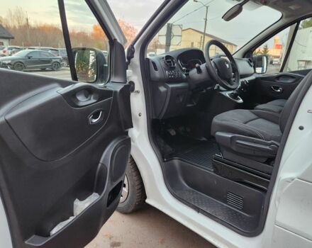 Белый Рено Трафик, объемом двигателя 2 л и пробегом 115 тыс. км за 18500 $, фото 5 на Automoto.ua