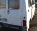 Белый Рено Трафик, объемом двигателя 2.1 л и пробегом 100 тыс. км за 1600 $, фото 1 на Automoto.ua