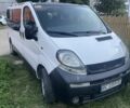 Белый Рено Трафик, объемом двигателя 2.5 л и пробегом 422 тыс. км за 7000 $, фото 1 на Automoto.ua