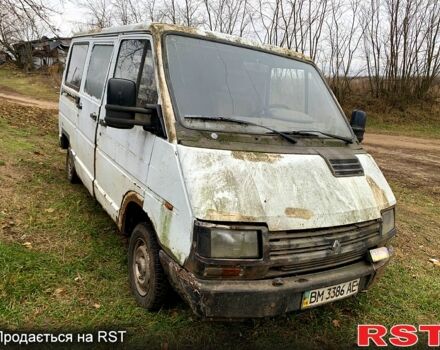 Белый Рено Трафик, объемом двигателя 25 л и пробегом 0 тыс. км за 1050 $, фото 3 на Automoto.ua