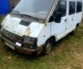 Белый Рено Трафик, объемом двигателя 25 л и пробегом 0 тыс. км за 1050 $, фото 1 на Automoto.ua