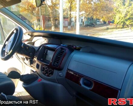 Белый Рено Трафик, объемом двигателя 1.9 л и пробегом 250 тыс. км за 6500 $, фото 3 на Automoto.ua