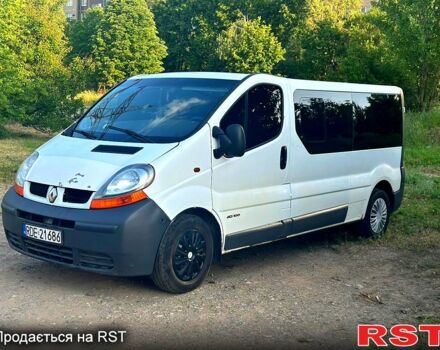 Белый Рено Трафик, объемом двигателя 1.9 л и пробегом 280 тыс. км за 3500 $, фото 2 на Automoto.ua