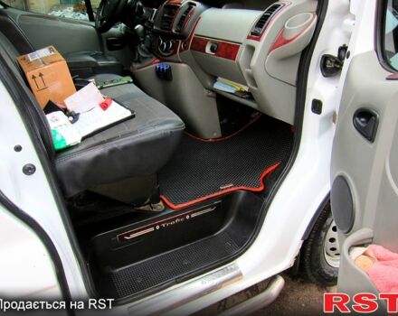 Белый Рено Трафик, объемом двигателя 1.9 л и пробегом 0 тыс. км за 7500 $, фото 9 на Automoto.ua