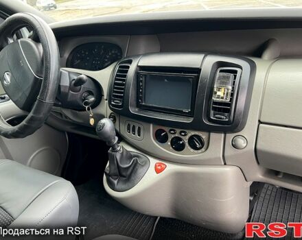 Белый Рено Трафик, объемом двигателя 1.9 л и пробегом 285 тыс. км за 7350 $, фото 11 на Automoto.ua