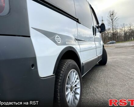 Белый Рено Трафик, объемом двигателя 1.9 л и пробегом 285 тыс. км за 7350 $, фото 8 на Automoto.ua