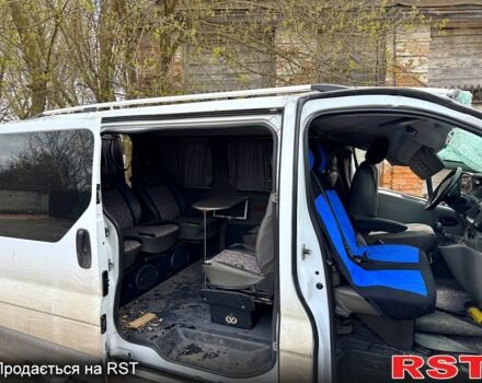 Белый Рено Трафик, объемом двигателя 1.9 л и пробегом 265 тыс. км за 2800 $, фото 10 на Automoto.ua