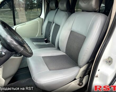 Белый Рено Трафик, объемом двигателя 1.9 л и пробегом 285 тыс. км за 7350 $, фото 9 на Automoto.ua