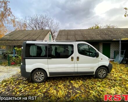 Білий Рено Трафік, об'ємом двигуна 1.9 л та пробігом 320 тис. км за 7000 $, фото 2 на Automoto.ua