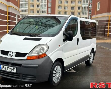 Белый Рено Трафик, объемом двигателя 1.9 л и пробегом 320 тыс. км за 7500 $, фото 1 на Automoto.ua