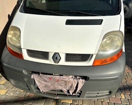 Белый Рено Трафик, объемом двигателя 1.9 л и пробегом 329 тыс. км за 7400 $, фото 4 на Automoto.ua