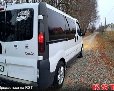 Белый Рено Трафик, объемом двигателя 1.9 л и пробегом 435 тыс. км за 7850 $, фото 1 на Automoto.ua