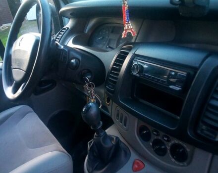 Білий Рено Трафік, об'ємом двигуна 1.9 л та пробігом 276 тис. км за 7000 $, фото 11 на Automoto.ua