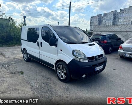 Белый Рено Трафик, объемом двигателя 1.9 л и пробегом 250 тыс. км за 8000 $, фото 5 на Automoto.ua