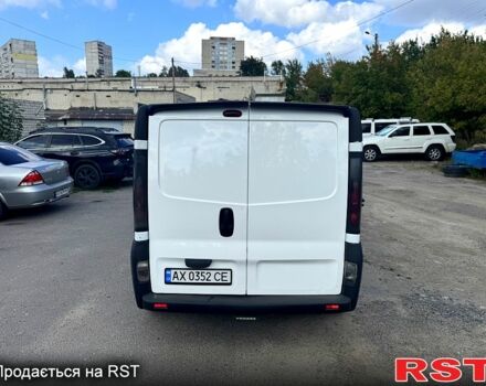 Белый Рено Трафик, объемом двигателя 1.9 л и пробегом 250 тыс. км за 8000 $, фото 2 на Automoto.ua
