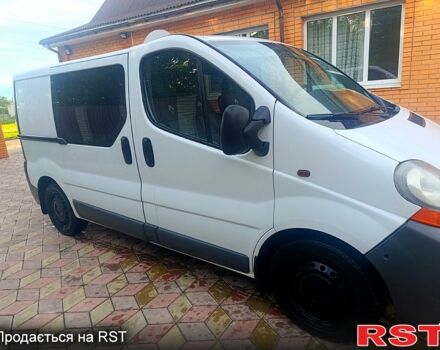 Белый Рено Трафик, объемом двигателя 1.9 л и пробегом 412 тыс. км за 7000 $, фото 1 на Automoto.ua