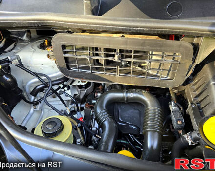 Белый Рено Трафик, объемом двигателя 2 л и пробегом 373 тыс. км за 9500 $, фото 8 на Automoto.ua