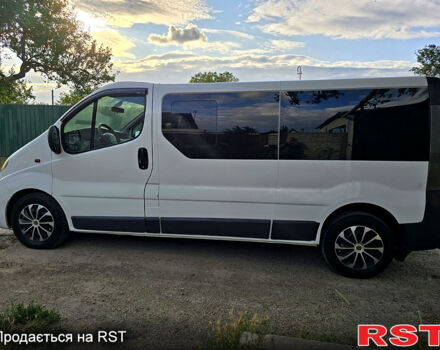 Белый Рено Трафик, объемом двигателя 2 л и пробегом 373 тыс. км за 9500 $, фото 6 на Automoto.ua