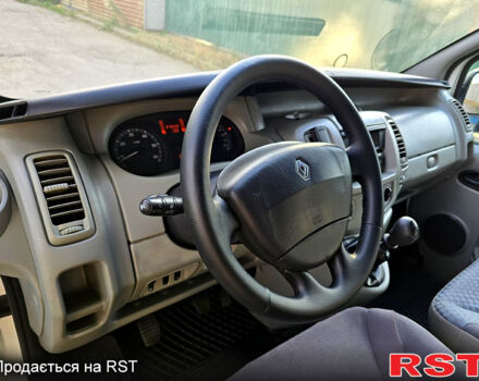 Белый Рено Трафик, объемом двигателя 2 л и пробегом 373 тыс. км за 9500 $, фото 9 на Automoto.ua